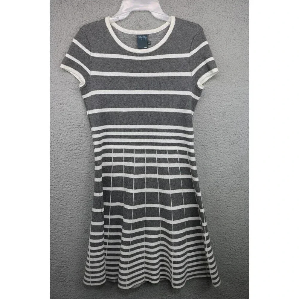 Gabby & Skye Knit Fit & Flare Dress-Size Medium